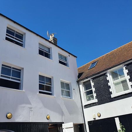 Waynes Place Brighton Exterior photo