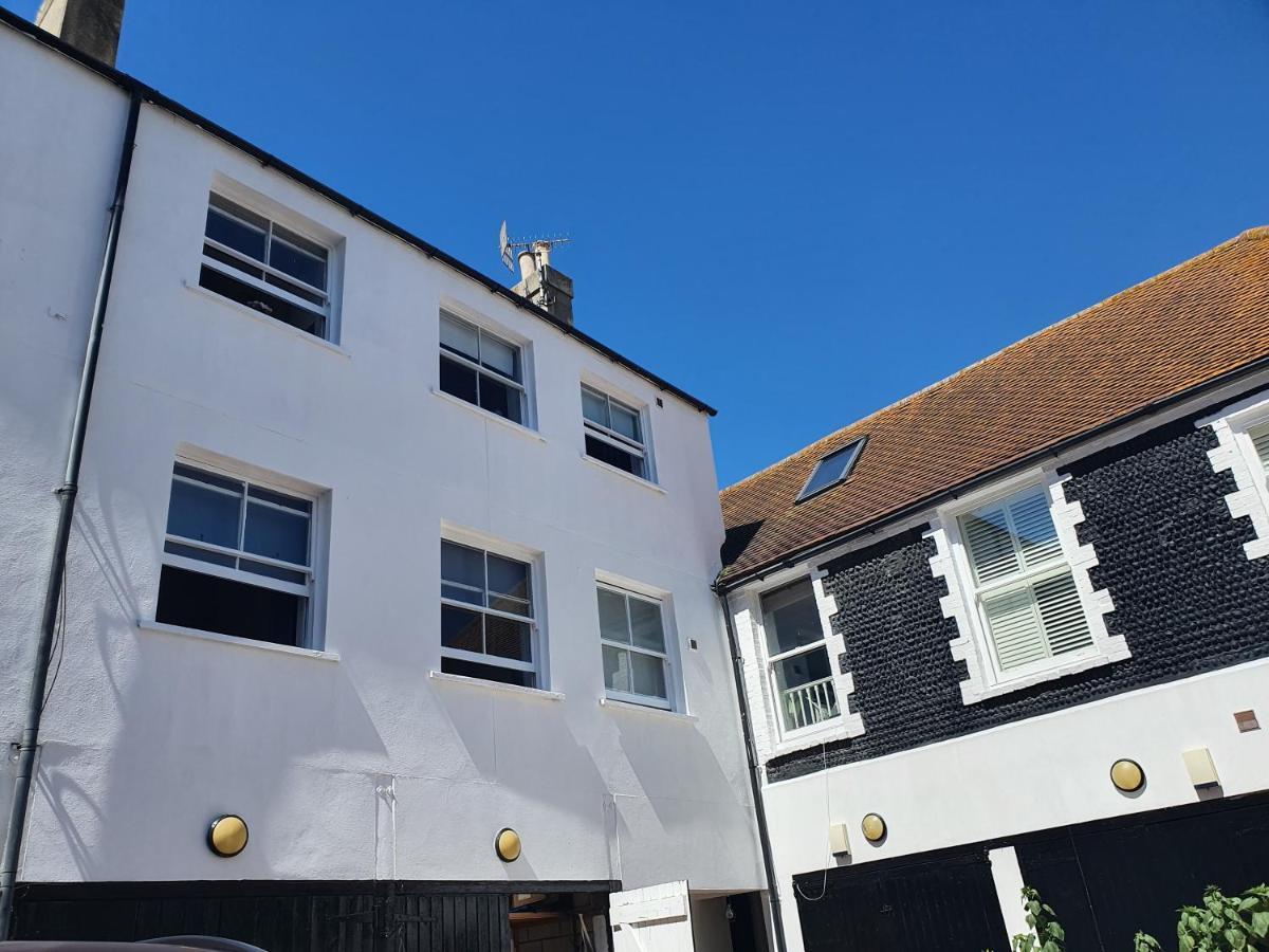 Waynes Place Brighton Exterior photo